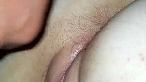 Arkadaşım ve ben gizlice kız arkadaşını parmaklarken yakaladık