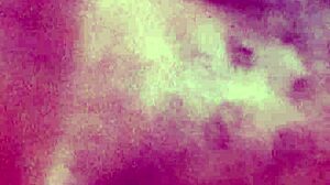 Batendo punheta e gozando muito