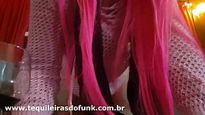 d�bora fantine says goodbye to winter in brazilian motel webcam