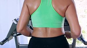 I wanna have sex with latina, but she just masturbates alone