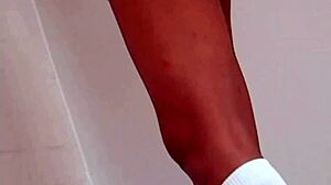 carina 18 with tight pussy and rubbing 😏