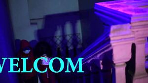 watch this african couple deepthroat and finger in hotel