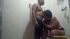 dando o cuzinho gostoso chubby fat