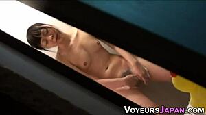 สาวเอเชียวัย 18+ อาบน้ำคนเดียว ฉันตื่นเต้นมากตอนดูเธอ!