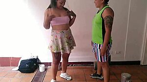 nada como clases personalizadas con el instructor colombiano para quemar calorias y follar rico?