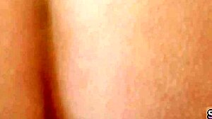 Teens engage in hardcore sex in the car, squirting while fighting for affection