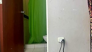 ten dollars for a hand