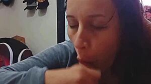 My latina roommate blows me after shower and cums too 😍