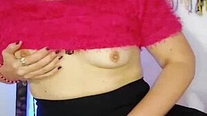 Shyyfxx best friend confesses love and heats up in roleplay