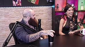 gostosas delight in men's bodies during the whore game with qweensg and iron biker