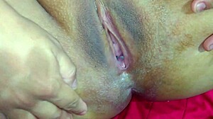 gozando na bucetinha depilada com big black cock