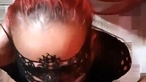 Slut masturbates and vomits 😋