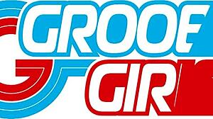 Watch this gorgeous black babe give a handjob in her debut?