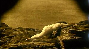 Loira cuzuda de bunda enorme se desmanchou de tanto dar o rabo para o moreno fodedor lucas crazy