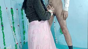 भारतीय देसी दुल्हन अमरोजिया जान शादी की रात को जोर से चोदी जाती 😍