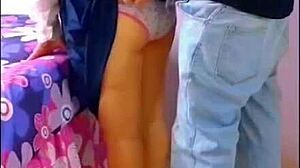 Las estudiantes tambien saben coger me chupa la verga y casi se ahoga casero amateur