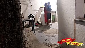 Minha cunhada roupão quintal transar wet pussy ass