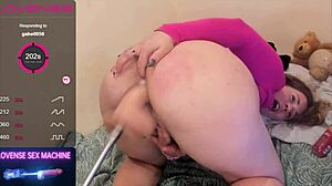 I love using my 8inch dildo to fuck myself till i squirt a lot this make me crazy