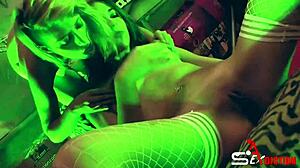 watch this lesbian couple double show