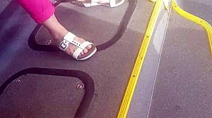 Makcik Matang Main Kaki Santai Penuh Nafsu