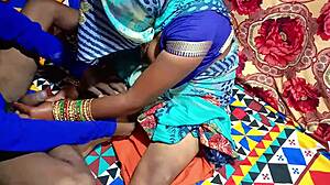 नए सुंदर आंटी पड़ोसी को हार्ड फकिंग मिलती है