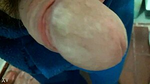 Pene Erecto Disfrutando Doble Corrida Con Leche