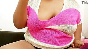 Velika Assam bhabhi razgalja ogromne joške 😍