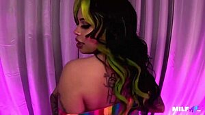 Карен глубоко ебут с кремпаем