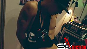 watch this lesbian couple double show