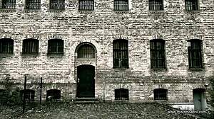 День рождения Доминатрикс Эйприл с BDSM вечеринкой и связанными рабами