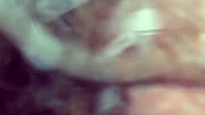 Cheating wife squirts intensely