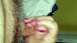 Wife's handjob feels so good in Ottawa holiday