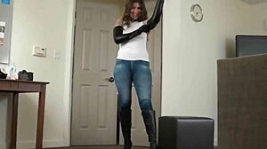 i'm fucking this nice chick in her black high heeled fuck me boots, she's so hot and amateur