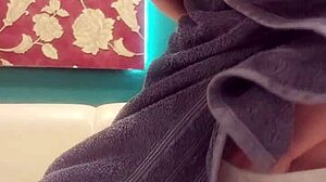 Melena Maria Rya Pussy Play In A Library