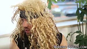 i'm tat whore gettin cum facial