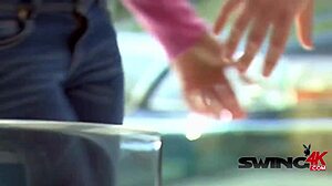 Hot blonde swingers gruppe suger monster pik i vild reality milf blowjob fest