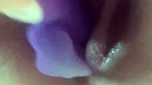 morning fuck after creampie leaves her german pussy wet for dildo