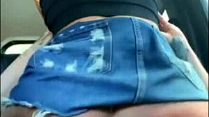 Huora istuu mun monsterkukolle matkalla!