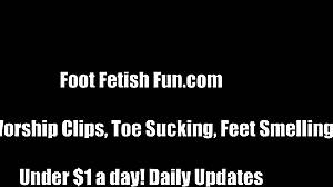 i want you to cum all over my size 10 feet in heels