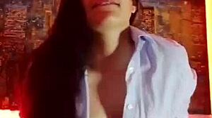 young girl masturbates on cam with karol g and alicia keys