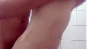 Bath With Young Cousin Leads To Eating Shaved Pussy