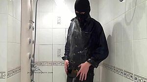 the master in blue jeans washing his feet in the bath 😏