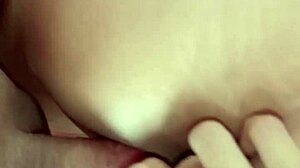 Yeğenimin orospusunu köpek stili derin sikiyorum