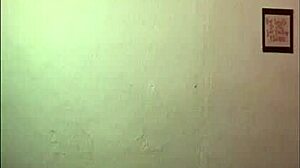 Wow my vibrator dp feels amazing