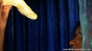 indian girlfriend teasing with her natural ass