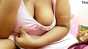 bihari lady with big boobs looks so sexy in this video 😍