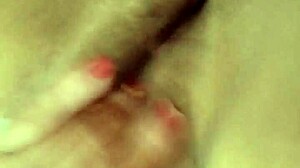 novinha gozando muito na masturbação parte 1