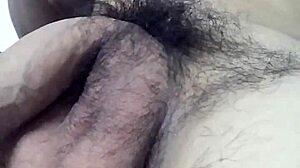 gay can tho suc cac unfolds in casual narrative style