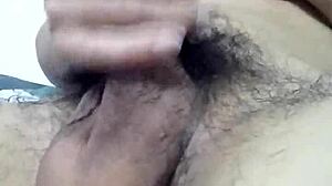 gay can tho suc cac unfolds in casual narrative style