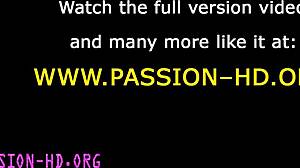 hé, az a nagy mellű olasz csaj keményen megbaszva! 😏